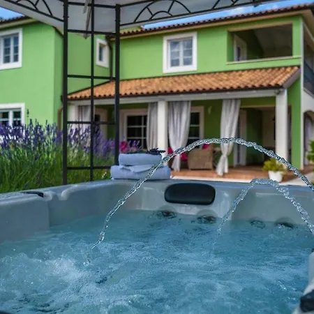 Beautiful Poolside In *